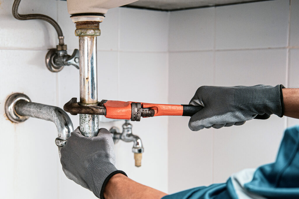 Leak Repair in Quesada